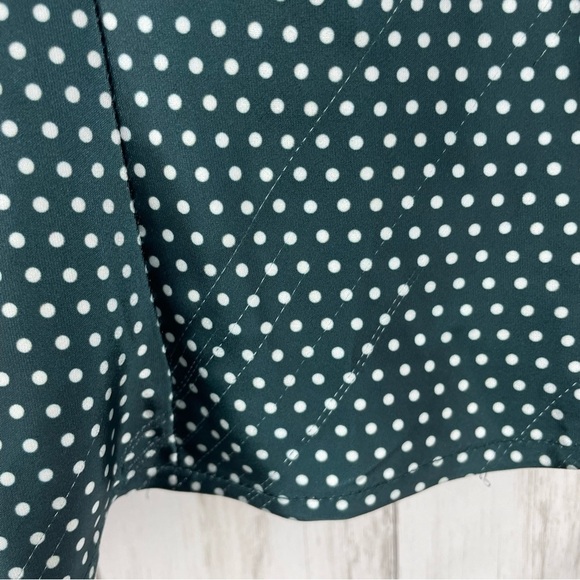 C/MEO NWT green polka dot crop top - Picture 8 of 8